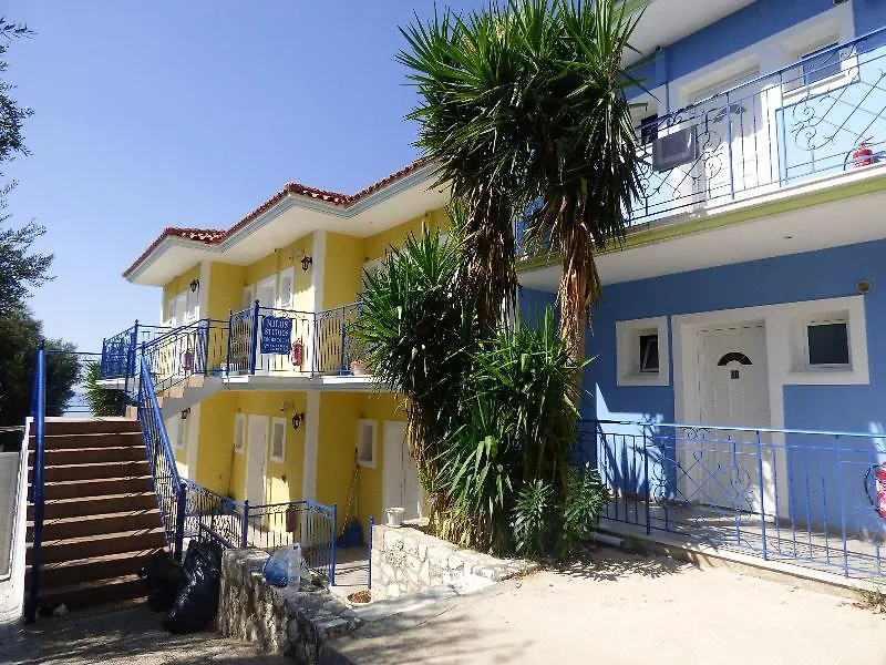 Milos Studios Lourdata  Aparthotel