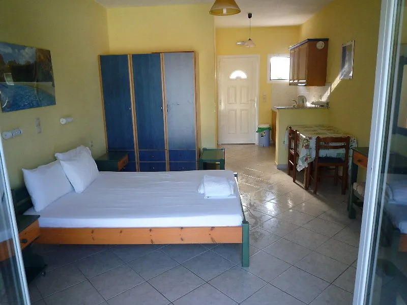 Milos Studios Lourdata  Greece