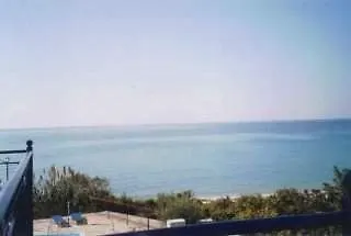 Aparthotel Milos Studios Lourdata