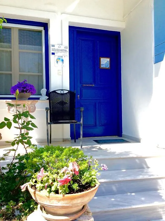 Aparthotel Milos Studios Lourdata